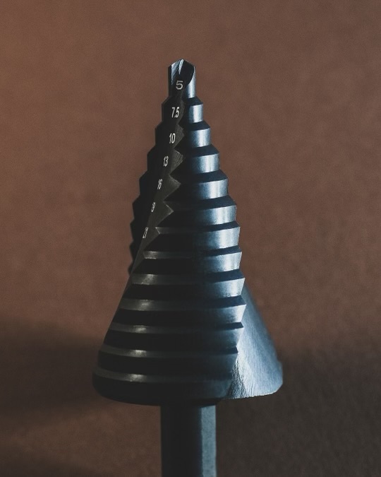 Four Spiral Flute M35 Cobalt Step Drill Bit Set 1/4" - 1-3/8"(19 Sizes), Impact - View #4